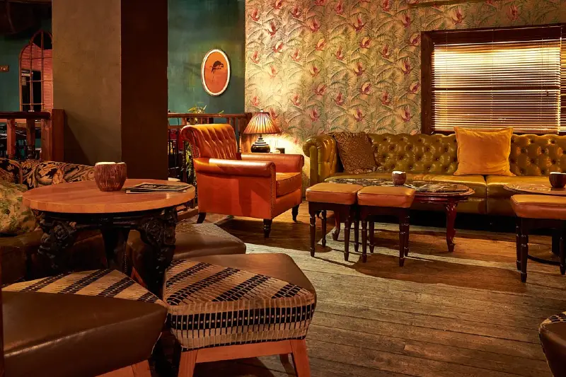 Burlock for cocktails, first date ideas in Marylebone