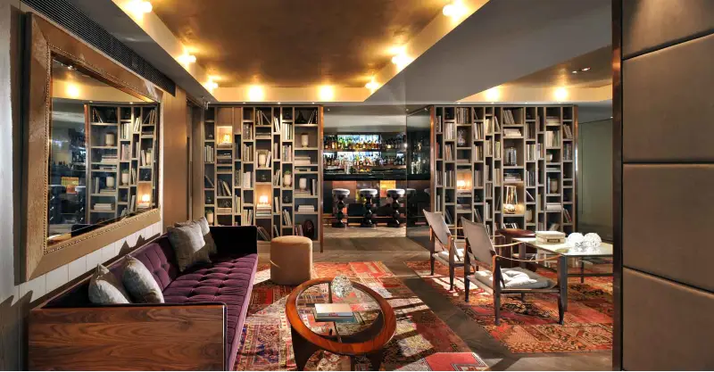 The Hari Bar is both intimate and discrete for a first date